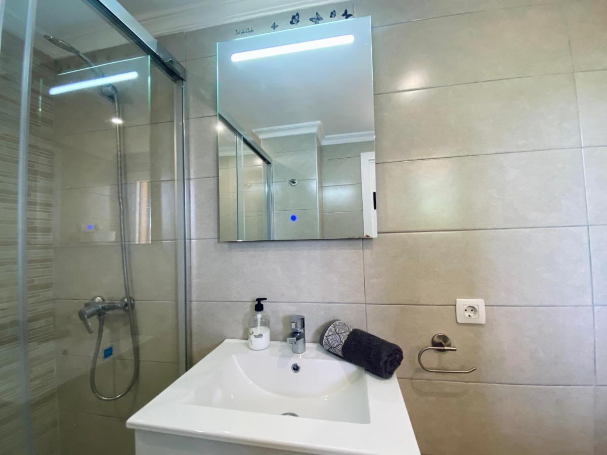 On The Beach Holiday Home Los Cristianos  Exterior foto